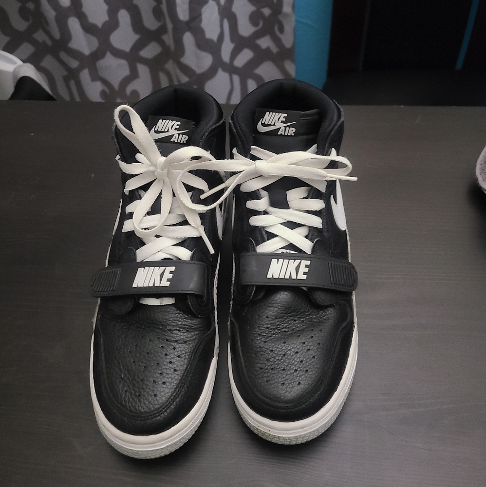 Jordan Legacy 312